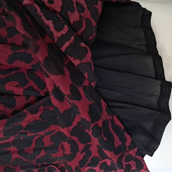 Cute Cleo Lined Top Size Large - Picture 5 of 6